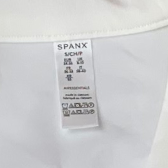 SPANX Air Essential Tie Wrap Top - Picture 5 of 10